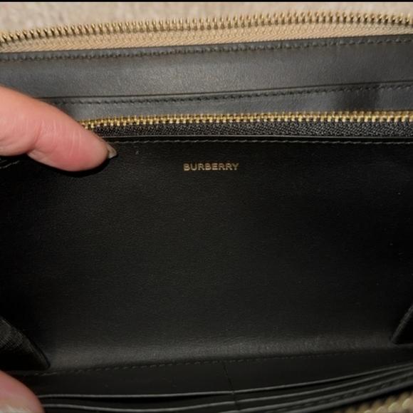 Burberry Black Long Zip Wallet! - Picture 5 of 5